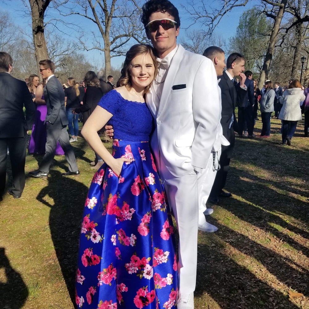 Gorgeous 2 piece Prom Dress